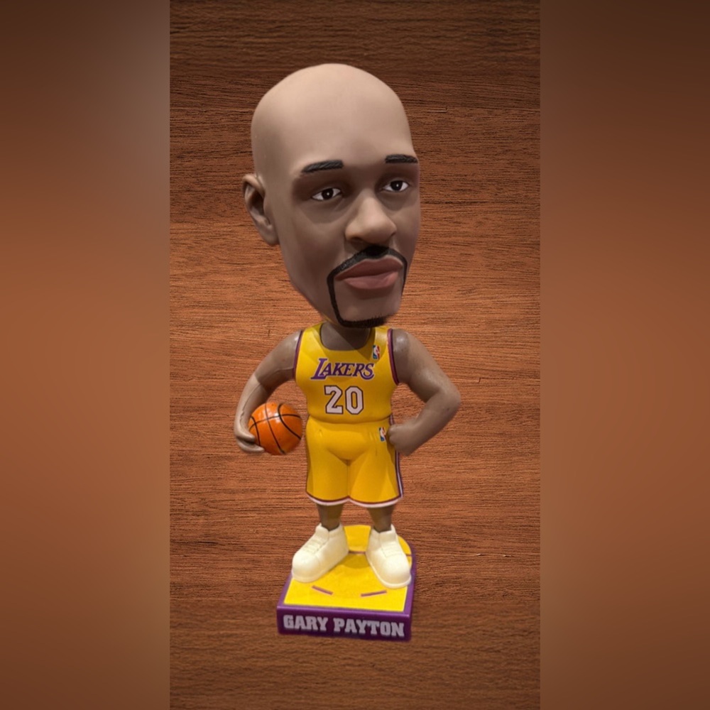 GARY PAYTON LOS ANGELES LAERS 2004 BOBBLEHEAD DOLL DAMAGED BOX 7”